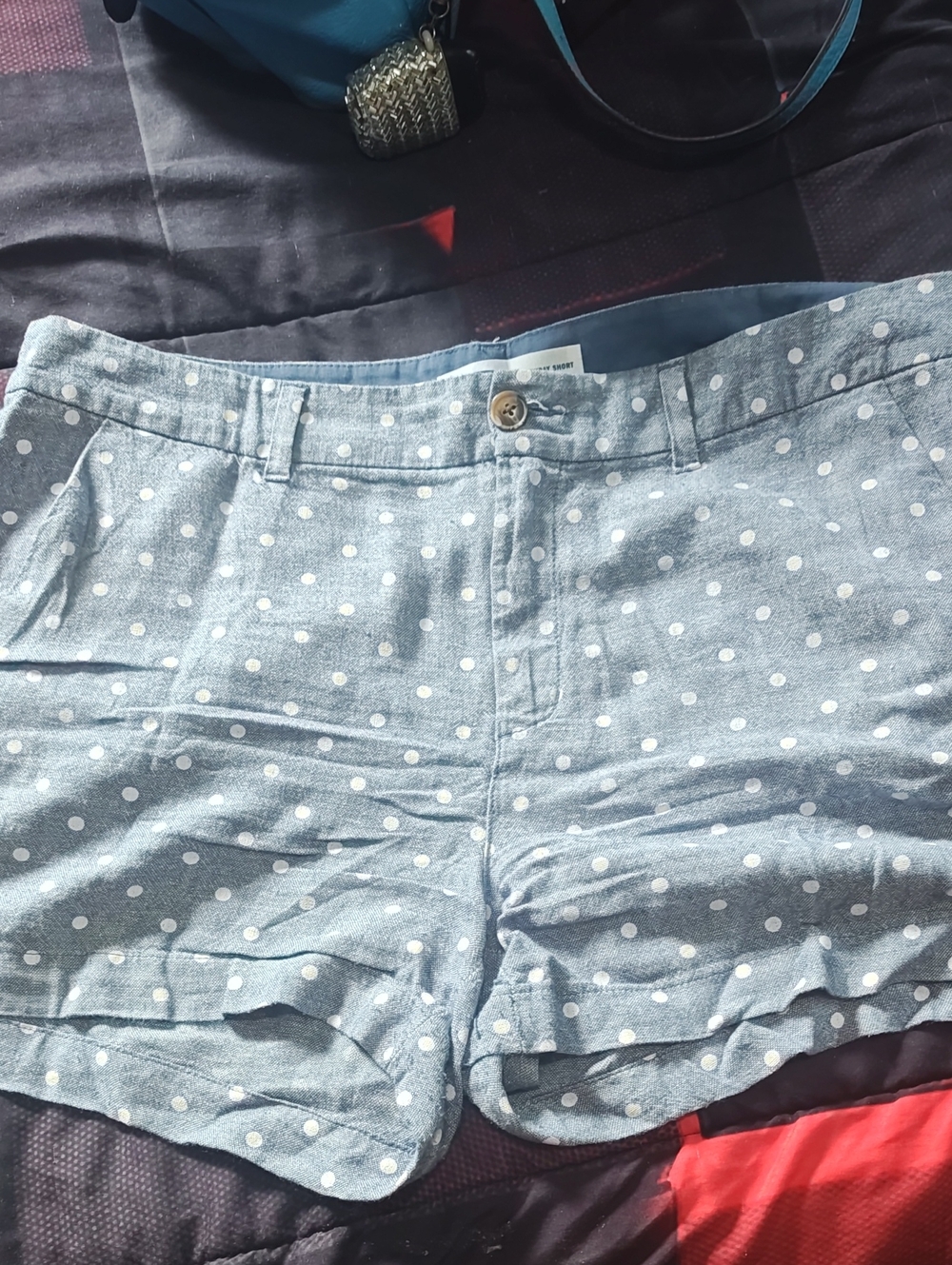 Old Navy Mid-Rise Everyday Shorts – Blue & White Polka Dot (Size 16)